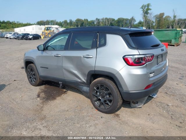 Photo 2 VIN: 3C4NJDBB2NT226639 - JEEP COMPASS 