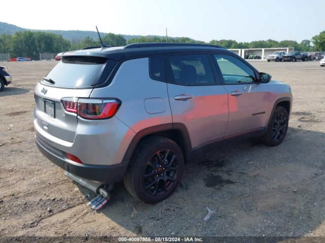 Photo 3 VIN: 3C4NJDBB2NT226639 - JEEP COMPASS 