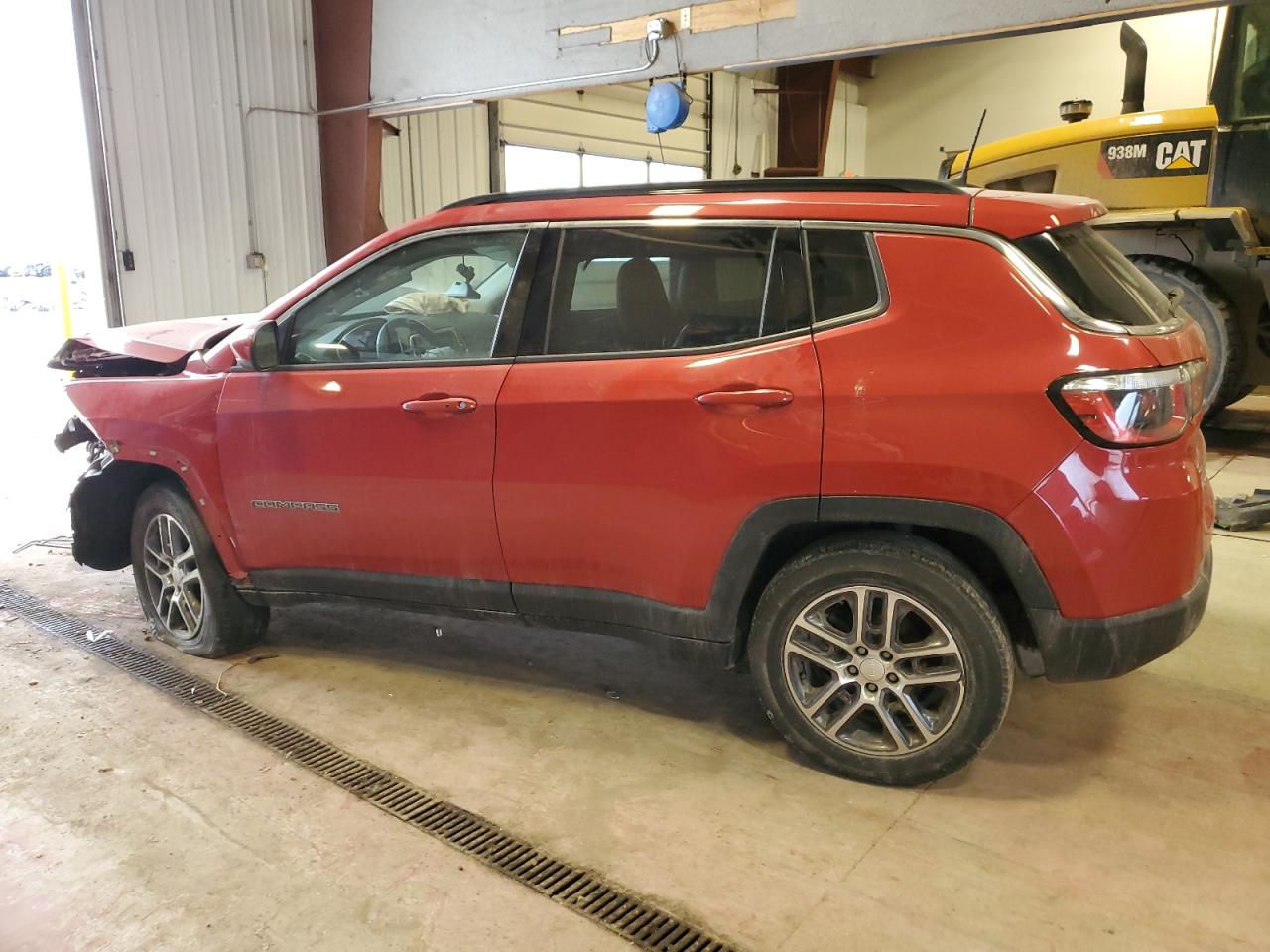 Photo 1 VIN: 3C4NJDBB3JT113325 - JEEP COMPASS 