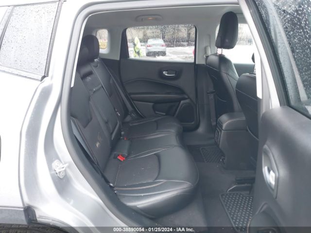 Photo 7 VIN: 3C4NJDBB3JT116029 - JEEP COMPASS 