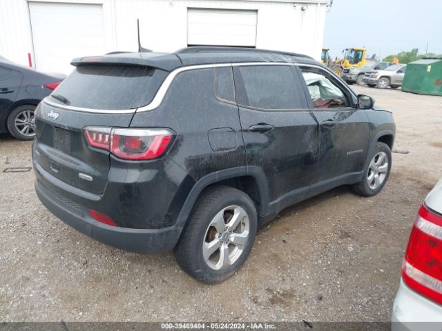 Photo 3 VIN: 3C4NJDBB3JT180779 - JEEP COMPASS 