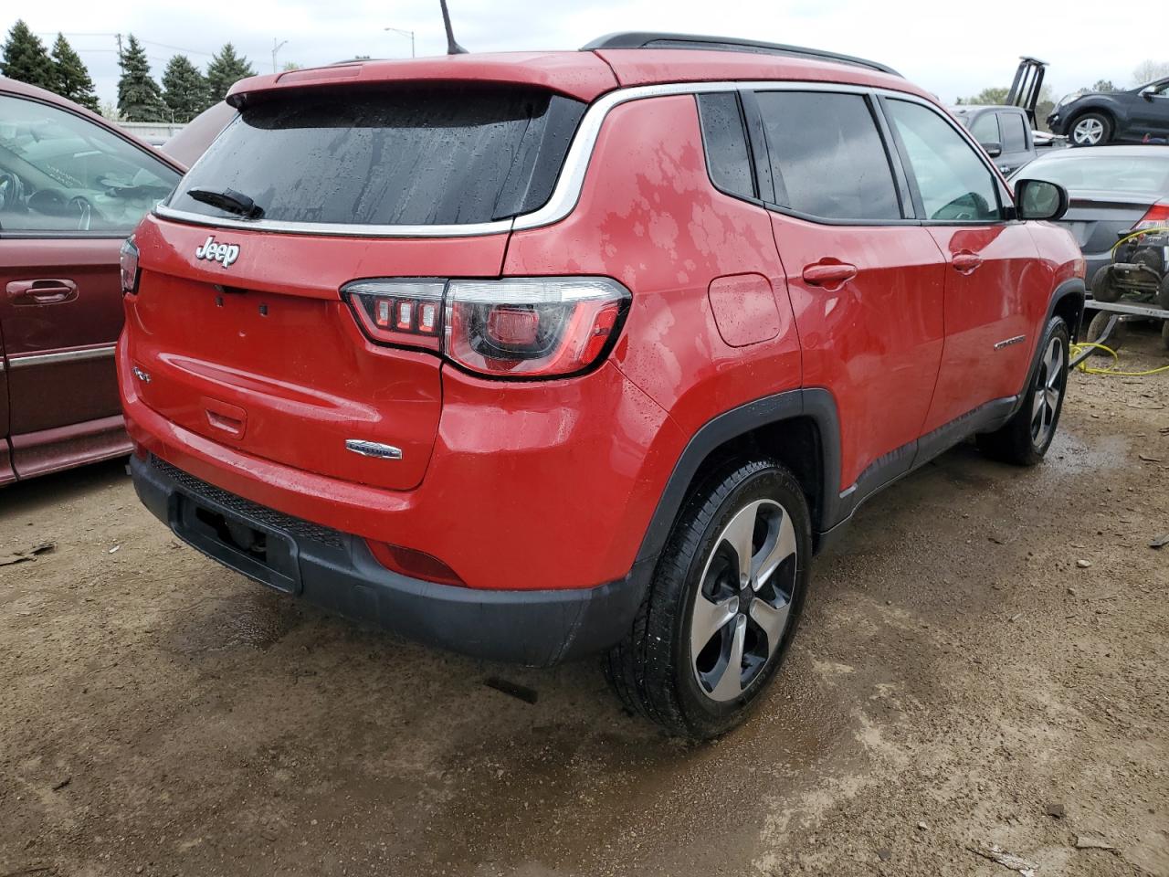 Photo 2 VIN: 3C4NJDBB3JT191359 - JEEP COMPASS 