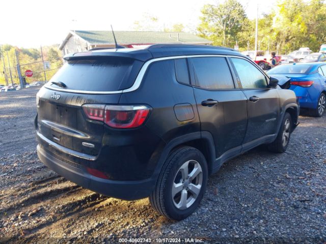 Photo 3 VIN: 3C4NJDBB3JT202084 - JEEP COMPASS 