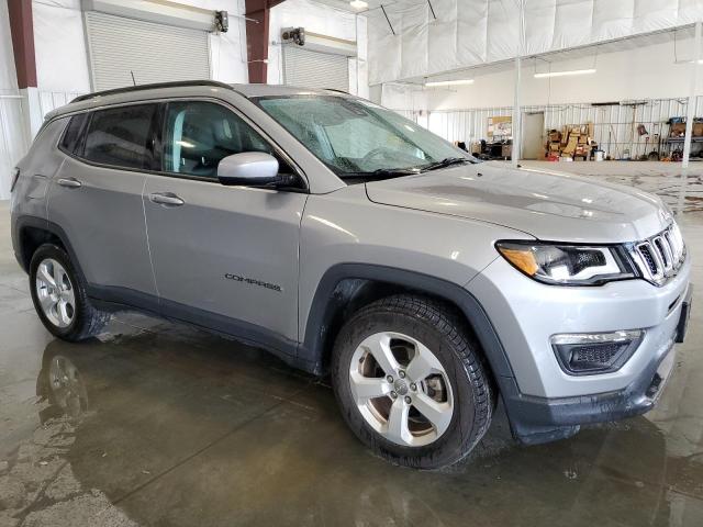 Photo 3 VIN: 3C4NJDBB3JT333189 - JEEP COMPASS LA 