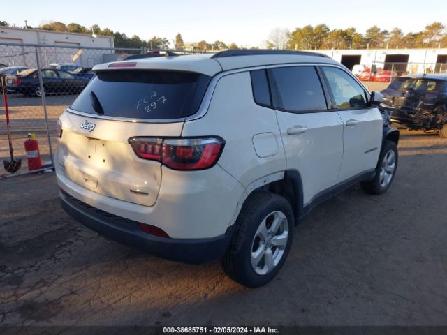 Photo 3 VIN: 3C4NJDBB3JT350171 - JEEP COMPASS 