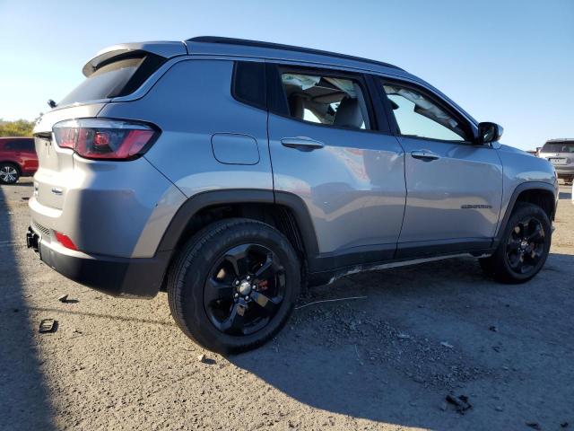 Photo 2 VIN: 3C4NJDBB3JT376107 - JEEP COMPASS LA 