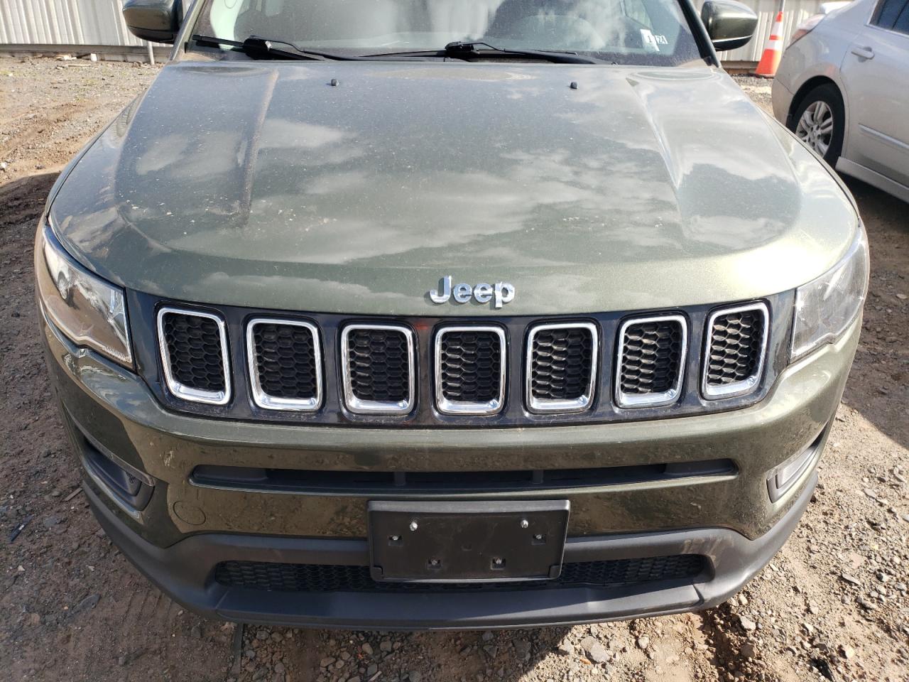 Photo 10 VIN: 3C4NJDBB3KT600266 - JEEP COMPASS 