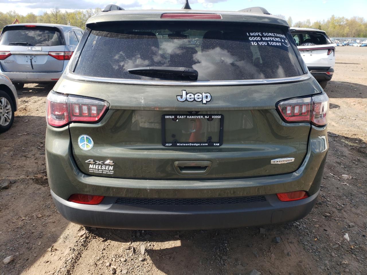 Photo 5 VIN: 3C4NJDBB3KT600266 - JEEP COMPASS 