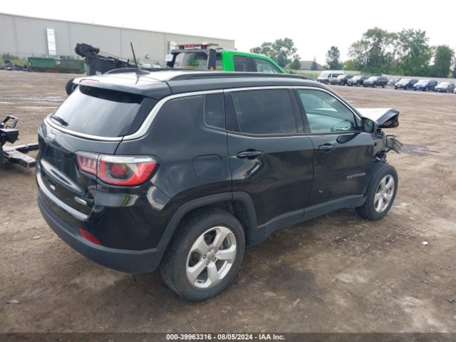 Photo 3 VIN: 3C4NJDBB3KT849893 - JEEP COMPASS 