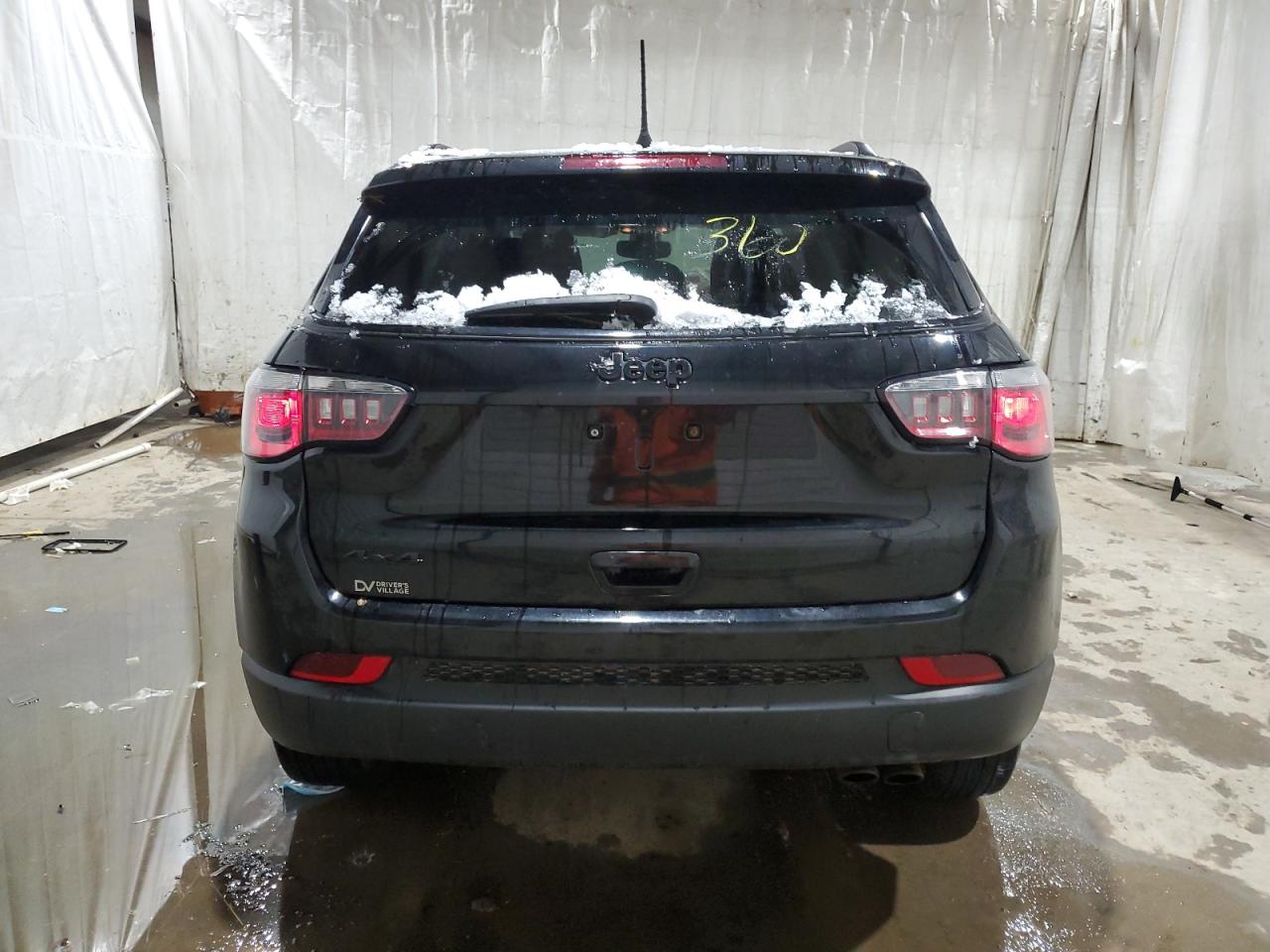 Photo 5 VIN: 3C4NJDBB3LT133402 - JEEP COMPASS 