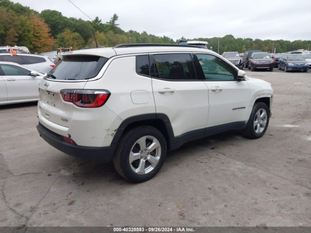 Photo 3 VIN: 3C4NJDBB3LT144559 - JEEP COMPASS 