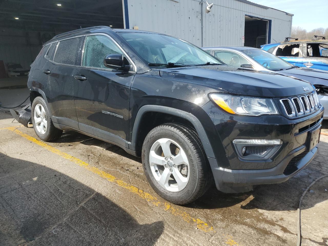 Photo 3 VIN: 3C4NJDBB3LT204727 - JEEP COMPASS 