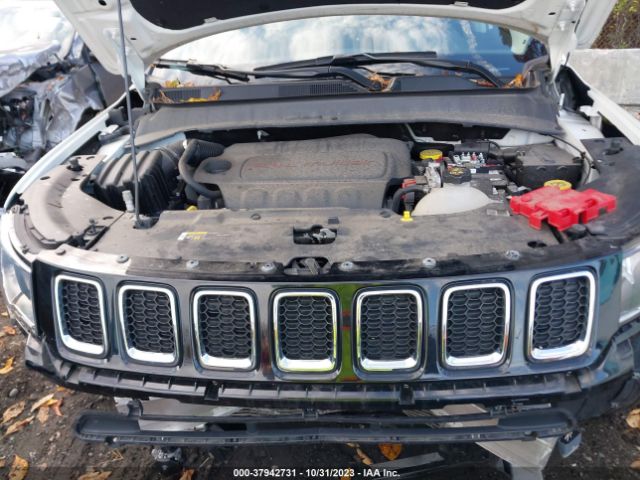 Photo 9 VIN: 3C4NJDBB3LT239901 - JEEP COMPASS 