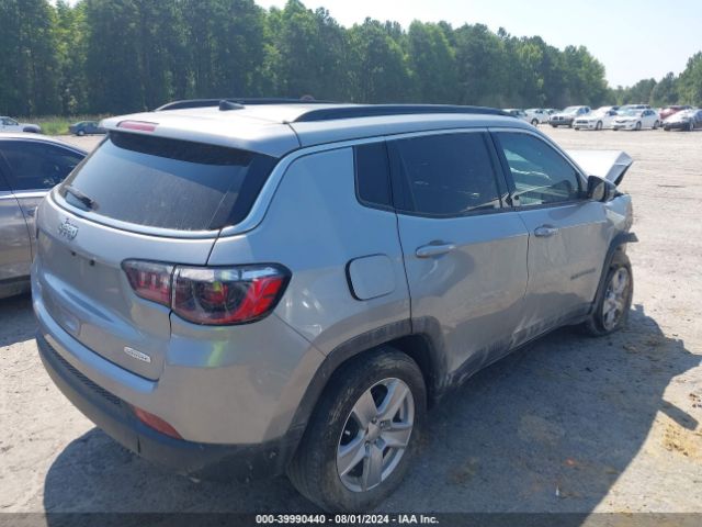 Photo 3 VIN: 3C4NJDBB3NT171893 - JEEP COMPASS 