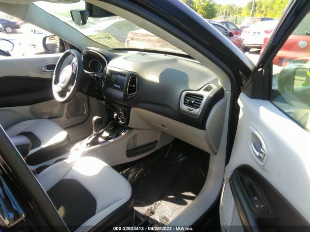 Photo 4 VIN: 3C4NJDBB4HT639795 - JEEP COMPASS 