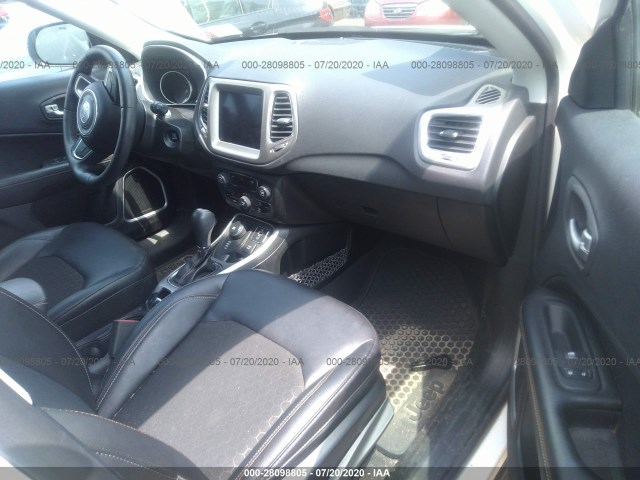 Photo 4 VIN: 3C4NJDBB4JT100146 - JEEP COMPASS 