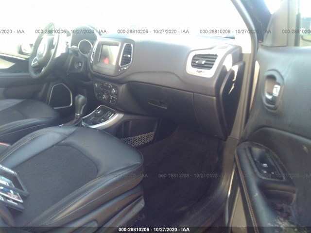 Photo 4 VIN: 3C4NJDBB4JT185313 - JEEP COMPASS 