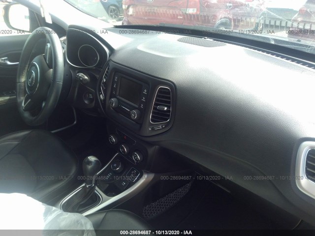 Photo 4 VIN: 3C4NJDBB4JT307099 - JEEP COMPASS 