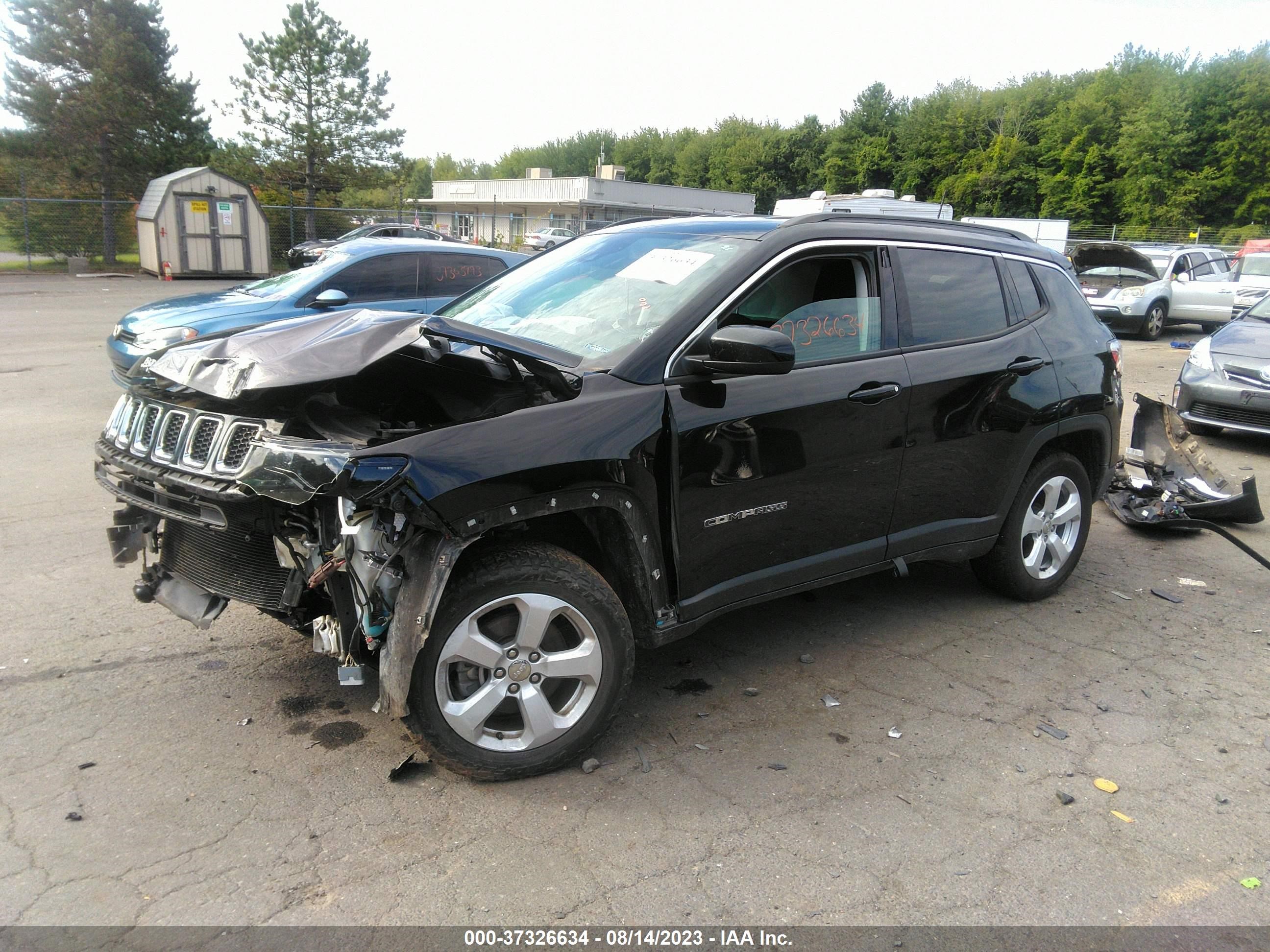 Photo 1 VIN: 3C4NJDBB4JT392977 - JEEP COMPASS 