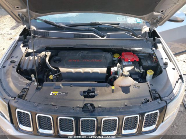 Photo 9 VIN: 3C4NJDBB4KT678619 - JEEP COMPASS 