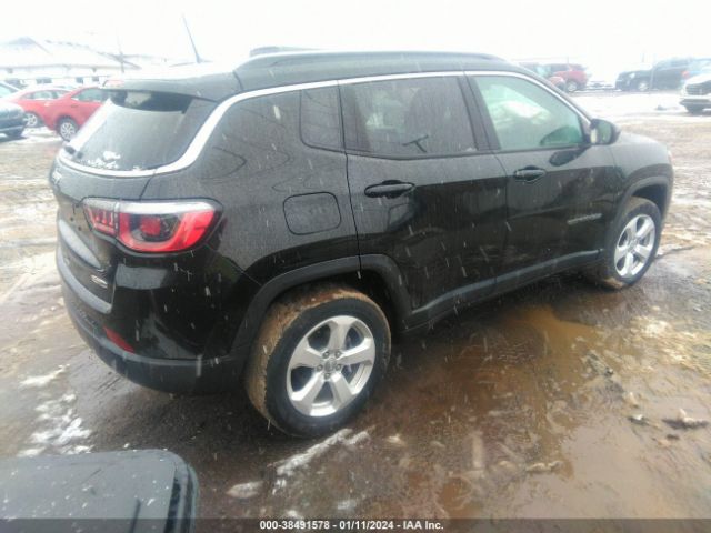 Photo 3 VIN: 3C4NJDBB4KT850759 - JEEP COMPASS 