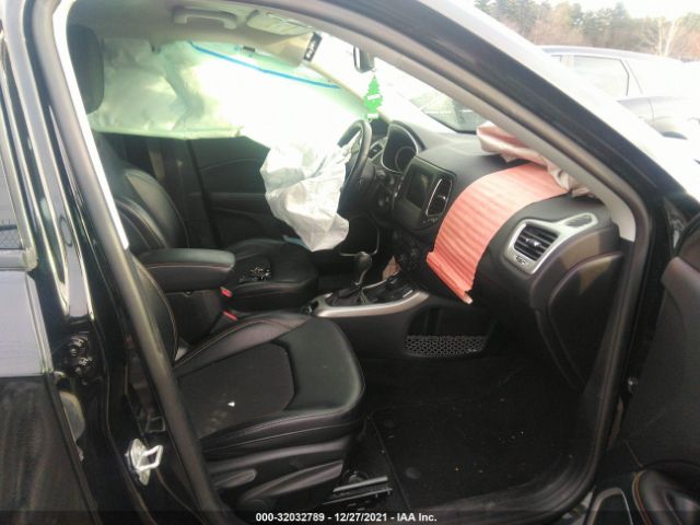 Photo 4 VIN: 3C4NJDBB4LT124286 - JEEP COMPASS 