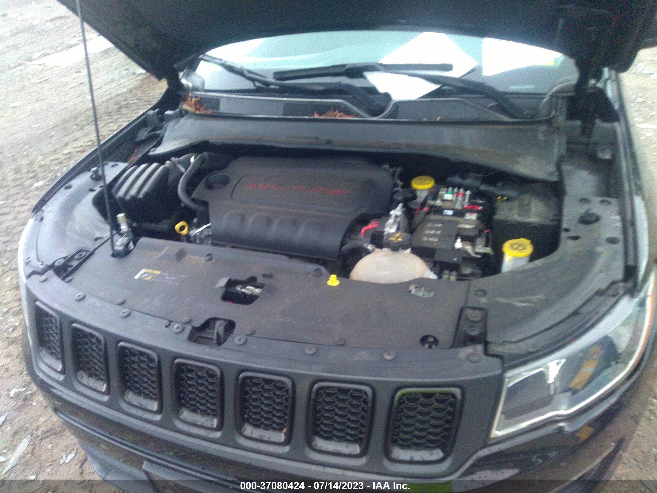 Photo 9 VIN: 3C4NJDBB4MT504827 - JEEP COMPASS 