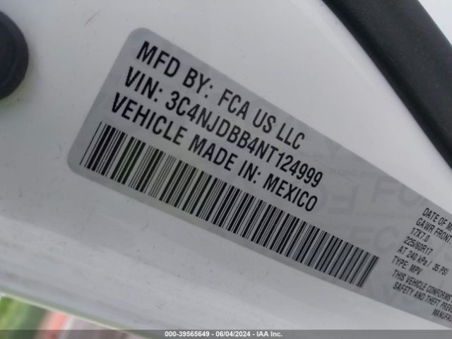 Photo 8 VIN: 3C4NJDBB4NT124999 - JEEP COMPASS 