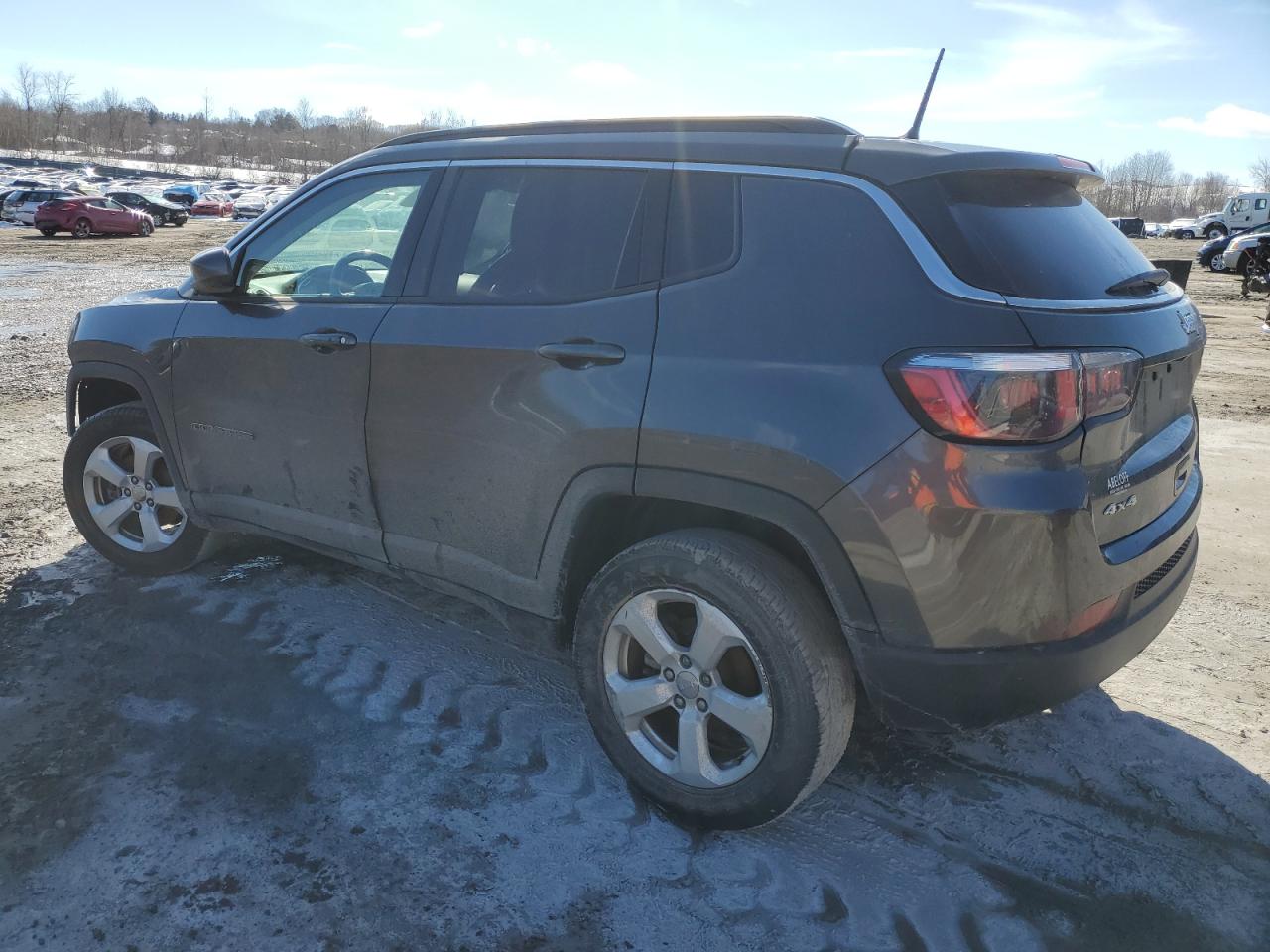 Photo 1 VIN: 3C4NJDBB5JT153017 - JEEP COMPASS 