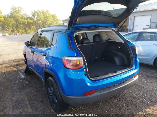 Photo 2 VIN: 3C4NJDBB5JT400097 - JEEP COMPASS 