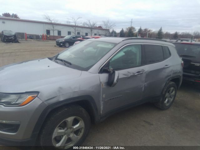 Photo 5 VIN: 3C4NJDBB5JT418812 - JEEP COMPASS 