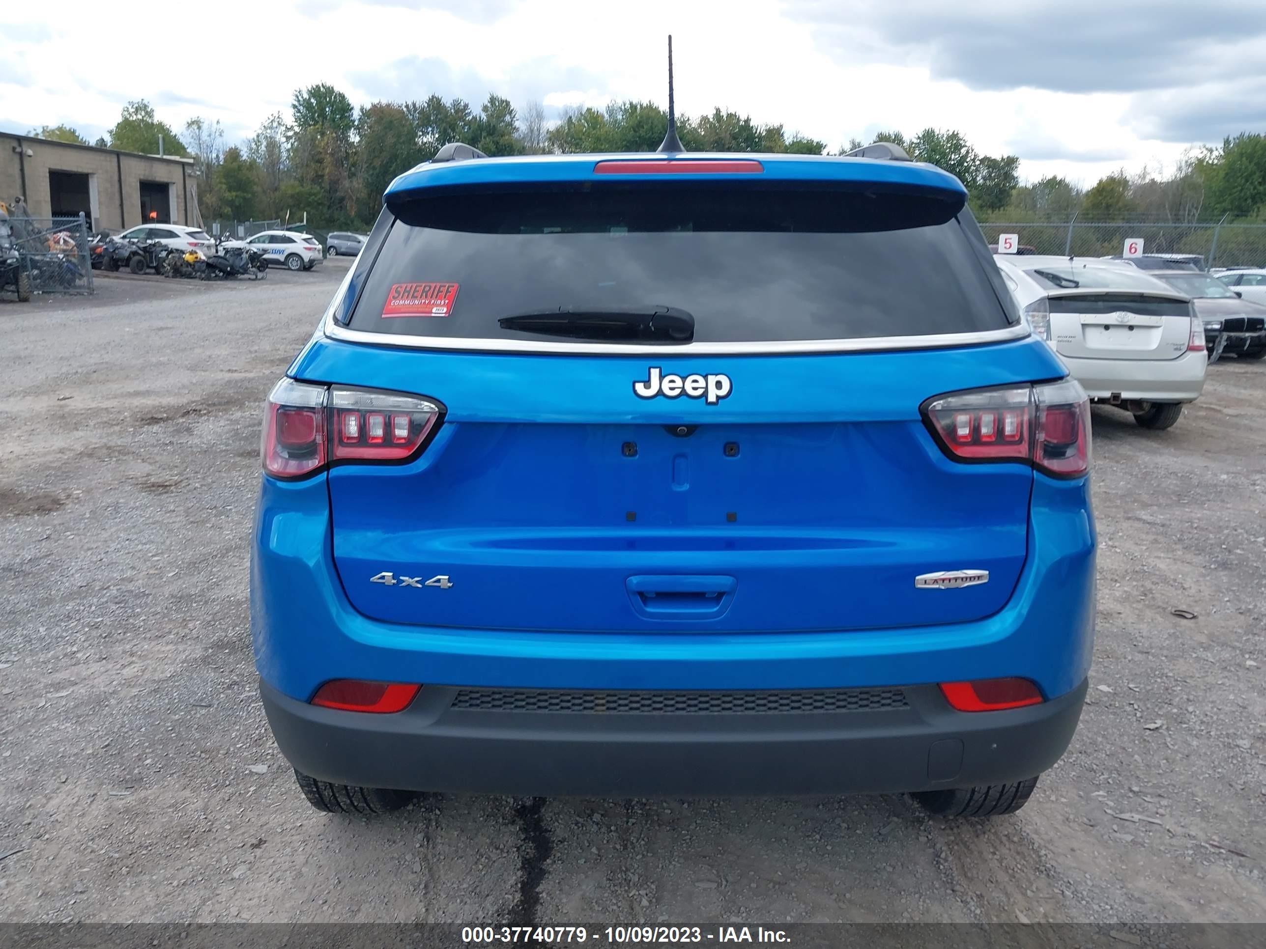 Photo 14 VIN: 3C4NJDBB5JT485216 - JEEP COMPASS 