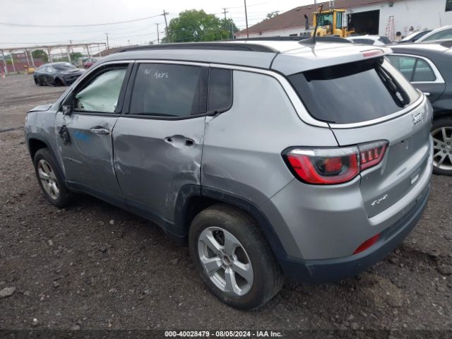 Photo 2 VIN: 3C4NJDBB5KT690410 - JEEP COMPASS 