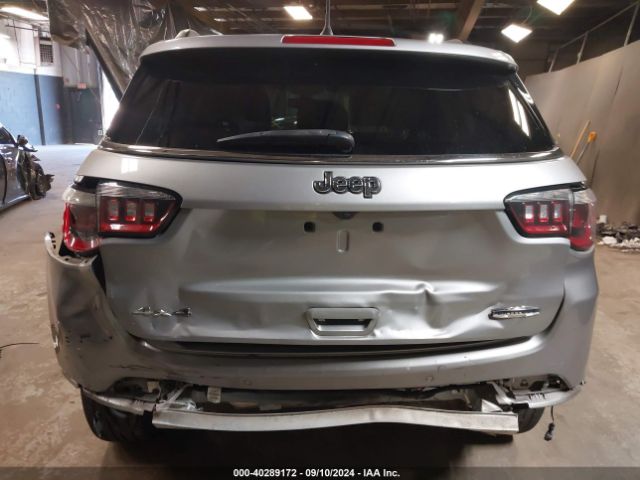 Photo 5 VIN: 3C4NJDBB6JT131897 - JEEP COMPASS 