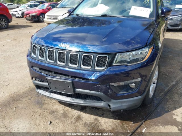 Photo 5 VIN: 3C4NJDBB6JT175897 - JEEP COMPASS 