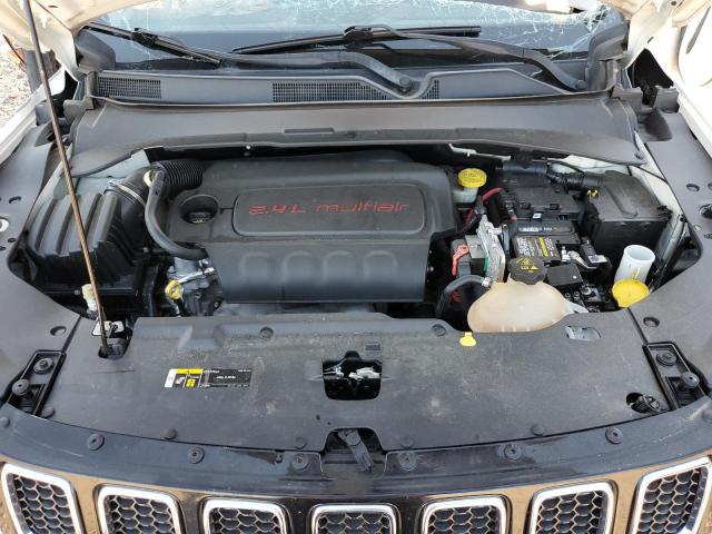 Photo 11 VIN: 3C4NJDBB6JT206887 - JEEP COMPASS 