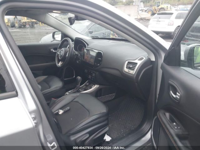 Photo 4 VIN: 3C4NJDBB6JT416227 - JEEP COMPASS 