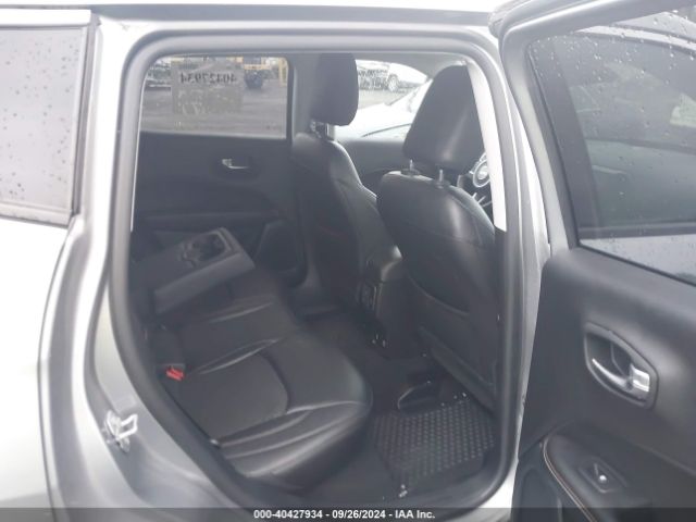 Photo 7 VIN: 3C4NJDBB6JT416227 - JEEP COMPASS 