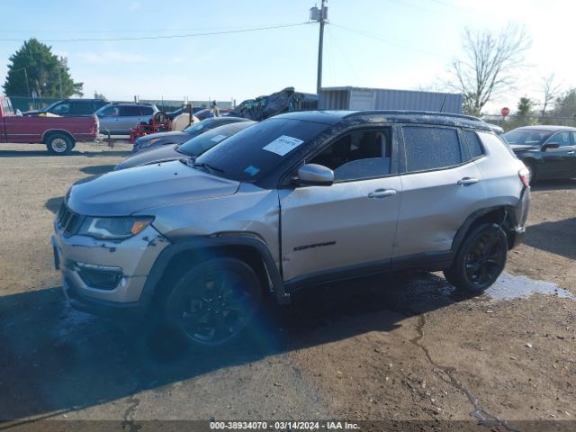 Photo 5 VIN: 3C4NJDBB6JT453410 - JEEP COMPASS 