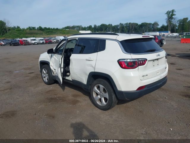 Photo 2 VIN: 3C4NJDBB6KT630930 - JEEP COMPASS 