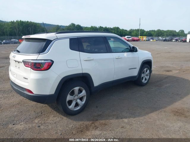 Photo 3 VIN: 3C4NJDBB6KT630930 - JEEP COMPASS 