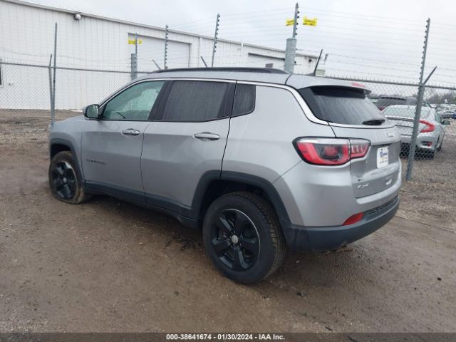 Photo 2 VIN: 3C4NJDBB6KT755250 - JEEP COMPASS 