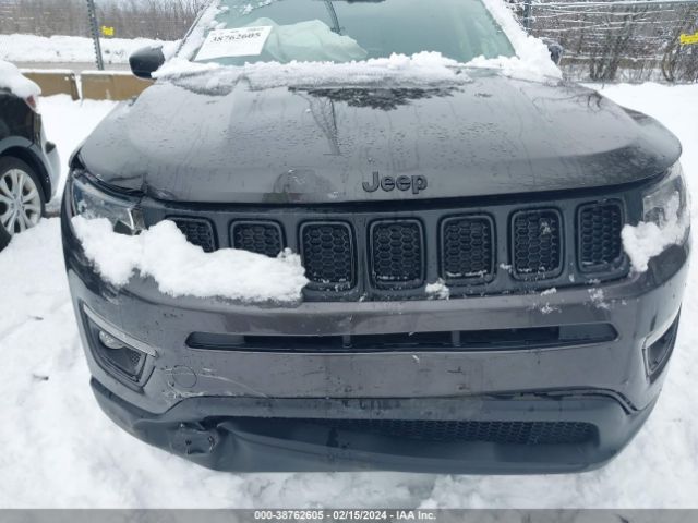 Photo 5 VIN: 3C4NJDBB6KT828004 - JEEP COMPASS 