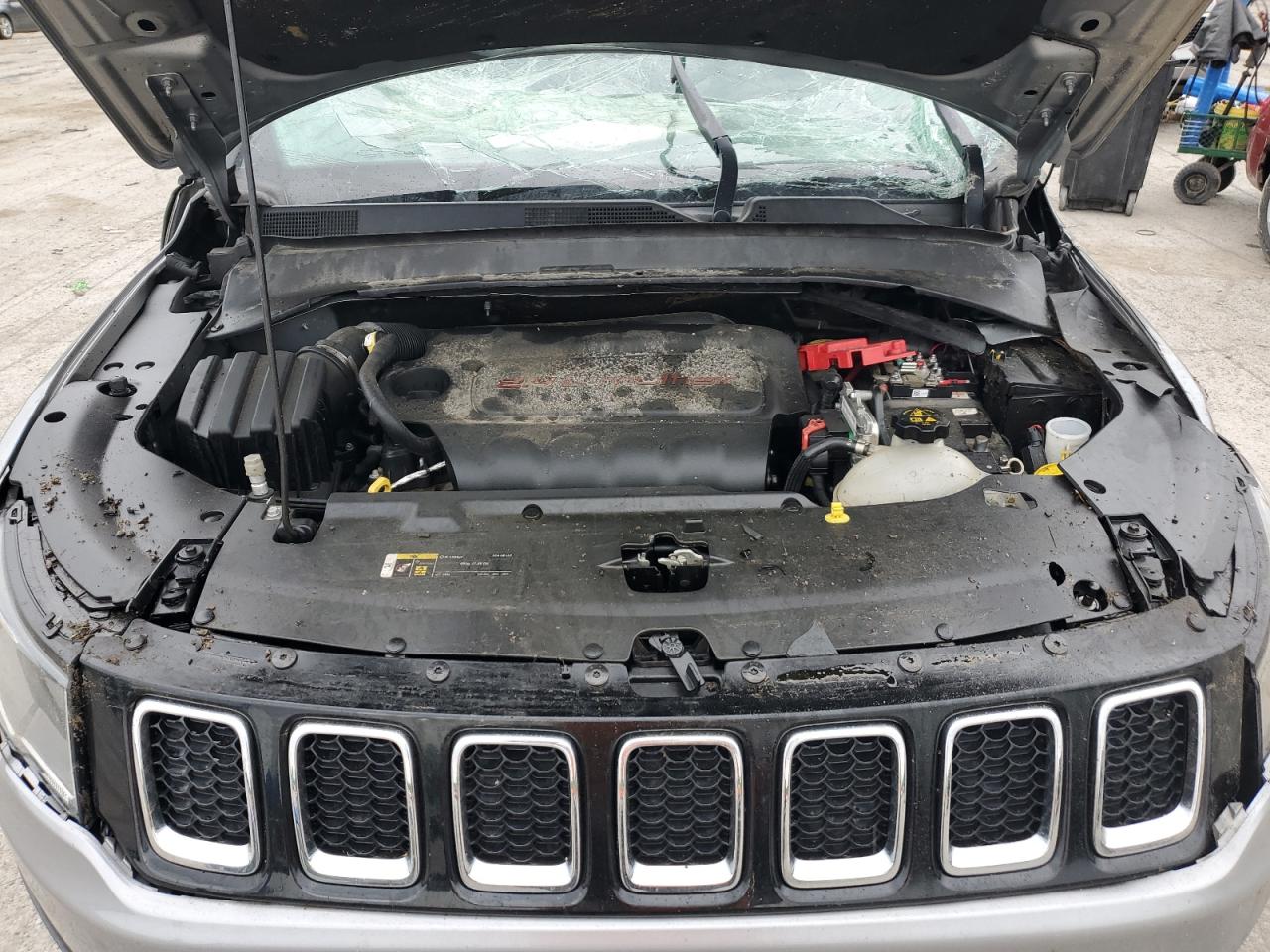 Photo 11 VIN: 3C4NJDBB6LT132907 - JEEP COMPASS 