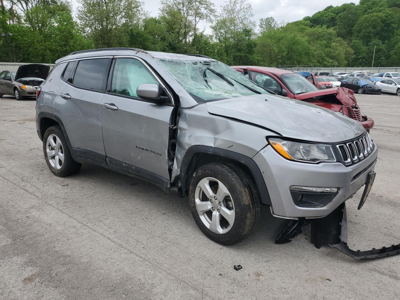 Photo 3 VIN: 3C4NJDBB6LT132907 - JEEP COMPASS 