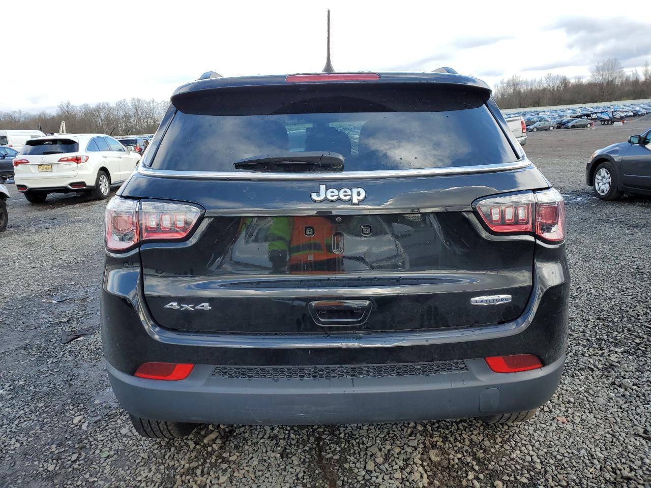 Photo 5 VIN: 3C4NJDBB6LT209663 - JEEP COMPASS 