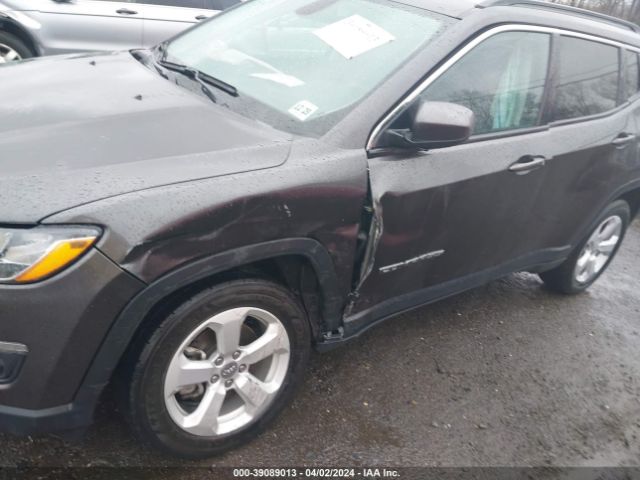 Photo 5 VIN: 3C4NJDBB6MT516140 - JEEP COMPASS 