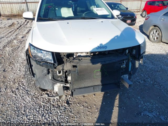 Photo 5 VIN: 3C4NJDBB7HT597316 - JEEP COMPASS 