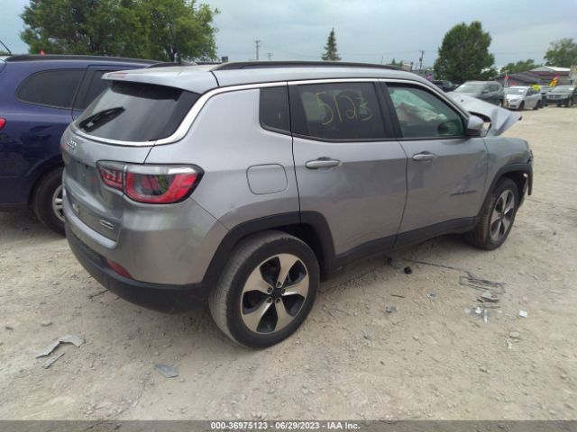 Photo 3 VIN: 3C4NJDBB7JT101369 - JEEP COMPASS 