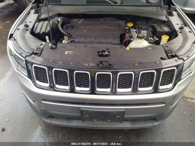 Photo 9 VIN: 3C4NJDBB7JT175035 - JEEP COMPASS 